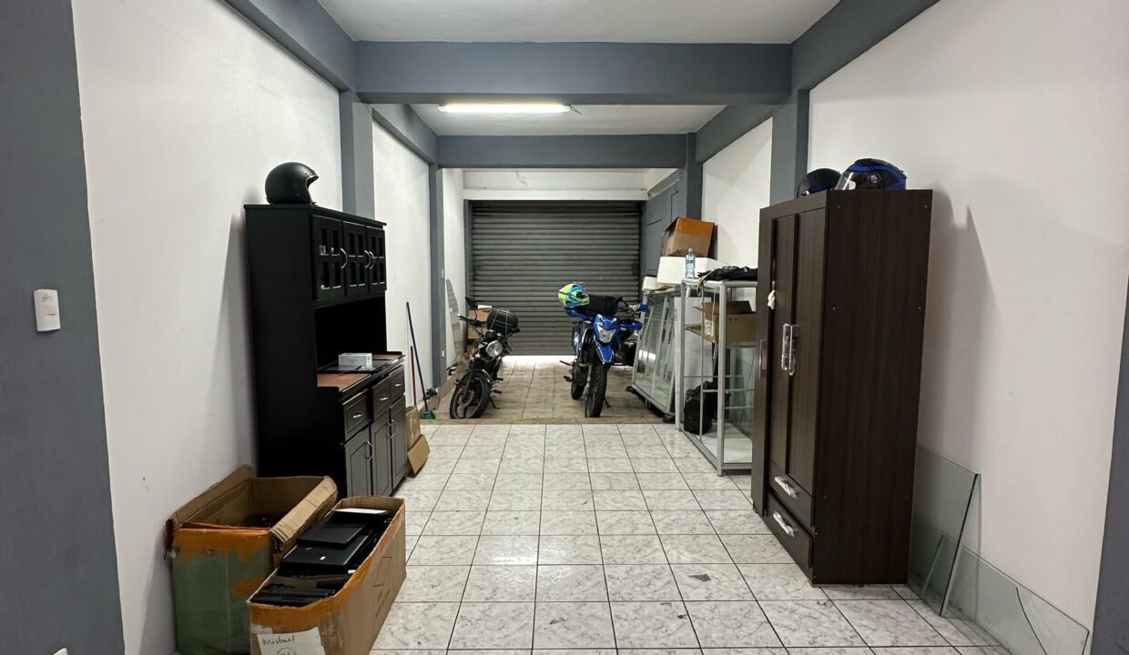 WhatsApp Image 2025-05-04 at 19.11.42 (1)