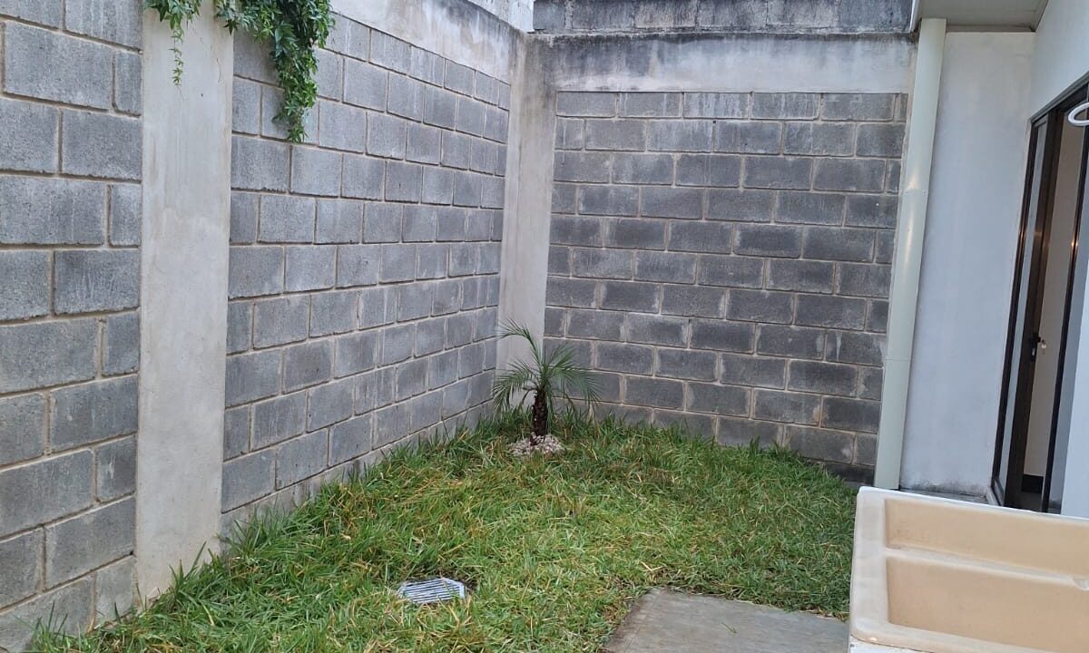 WhatsApp Image 2025-05-23 at 11.42.50