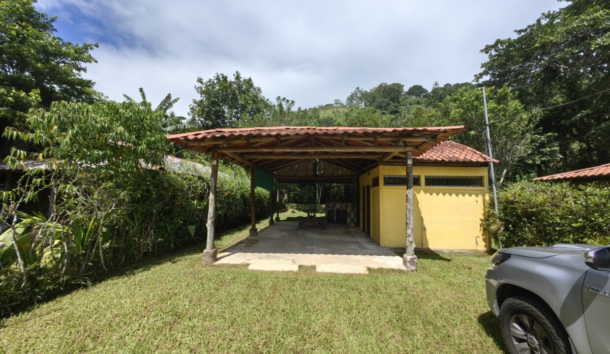 WhatsApp Image 2025-11-27 at 18.57.15