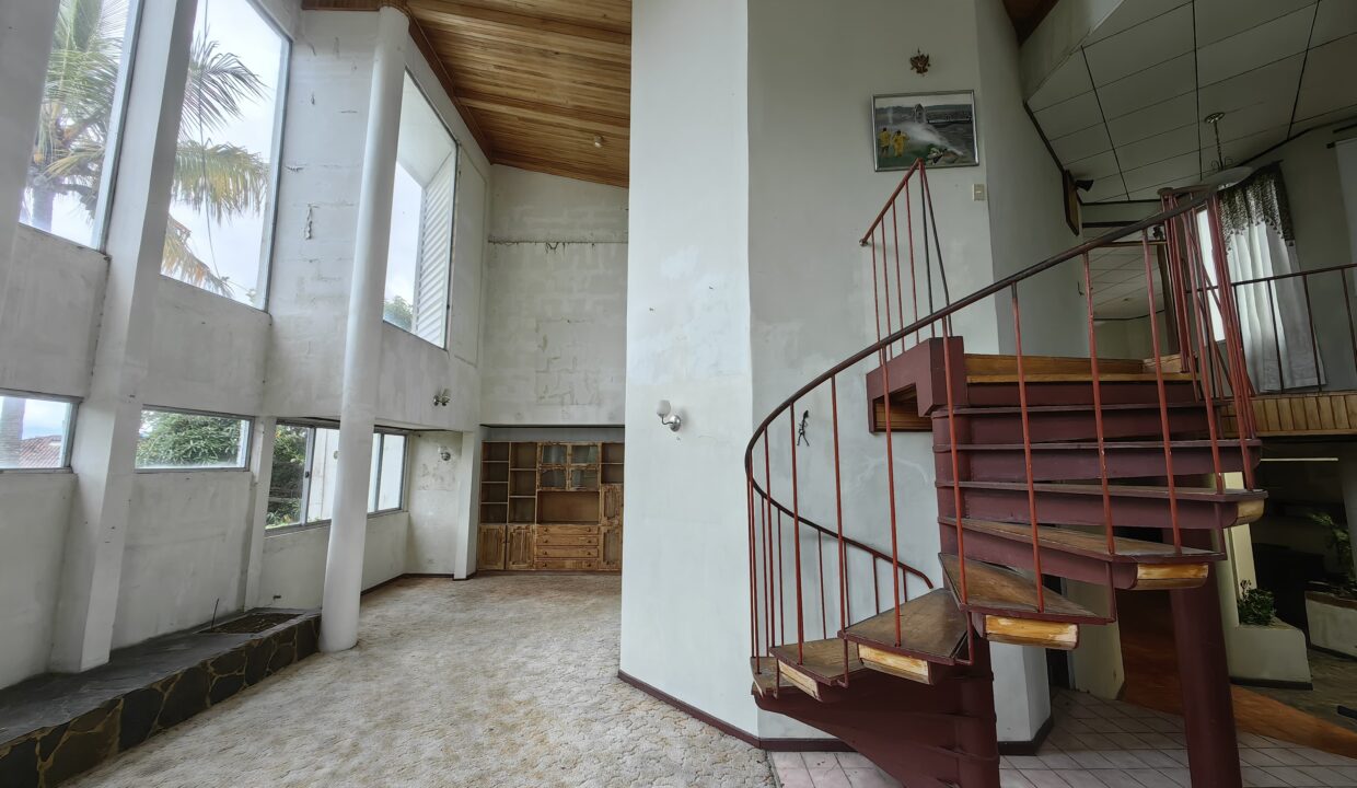 WhatsApp Image 2025-12-08 at 11.16.06