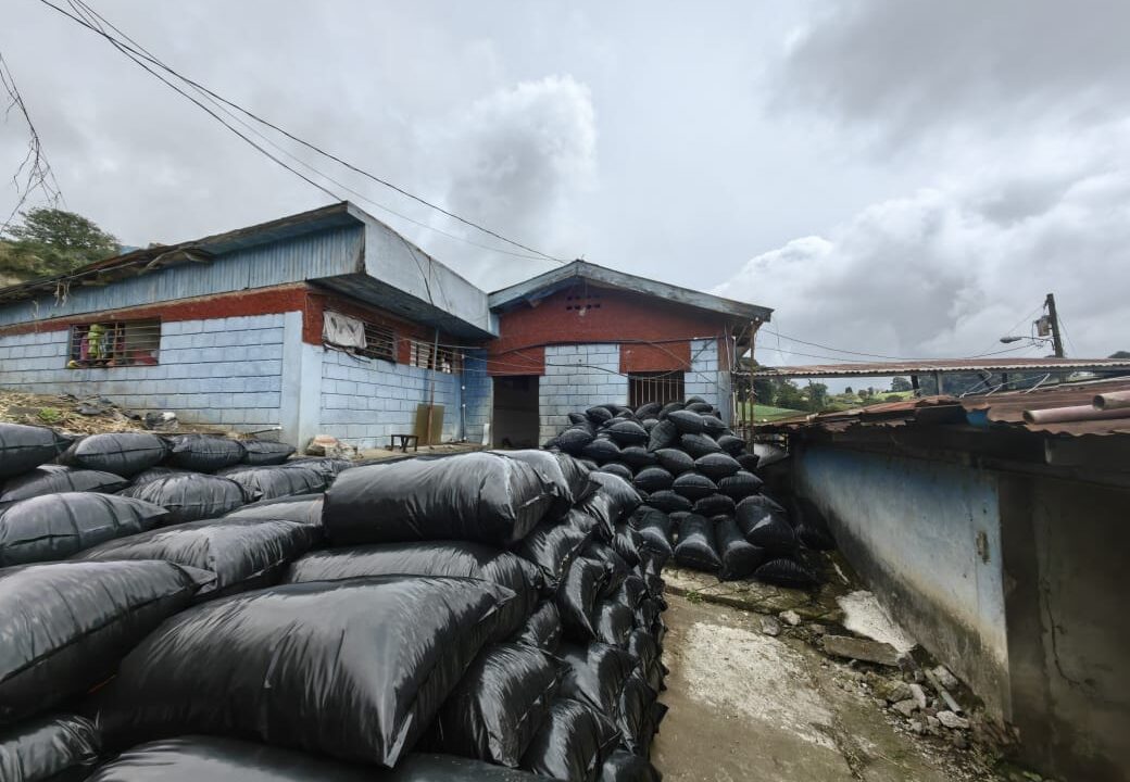 WhatsApp Image 2025-11-06 at 18.12.32 (4)