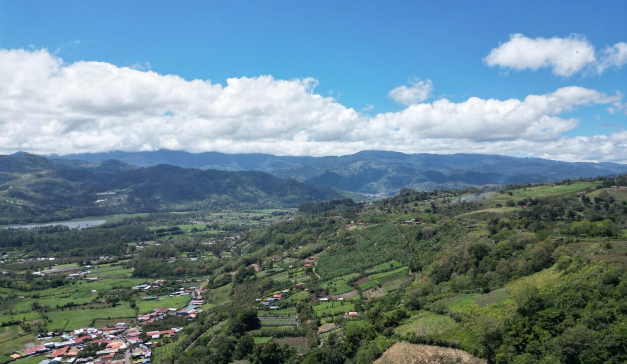 WhatsApp Image 2026-03-13 at 14.00.30 (10)