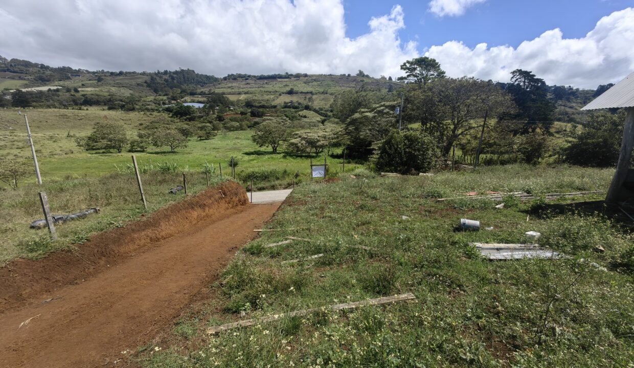 WhatsApp Image 2026-04-15 at 16.05.11