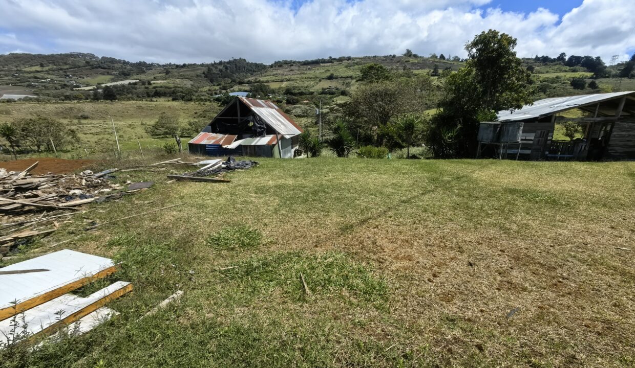 WhatsApp Image 2026-04-15 at 16.05.15 (1)