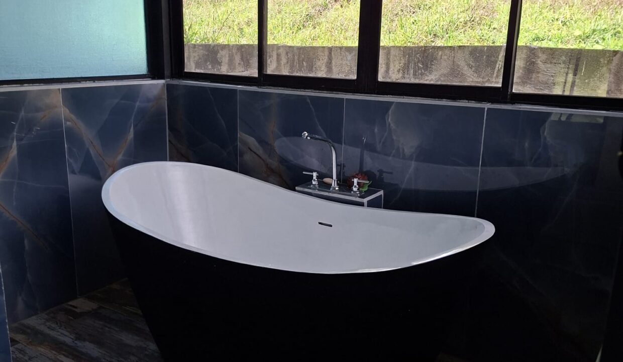 WhatsApp Image 2026-04-22 at 09.04.45 (4)