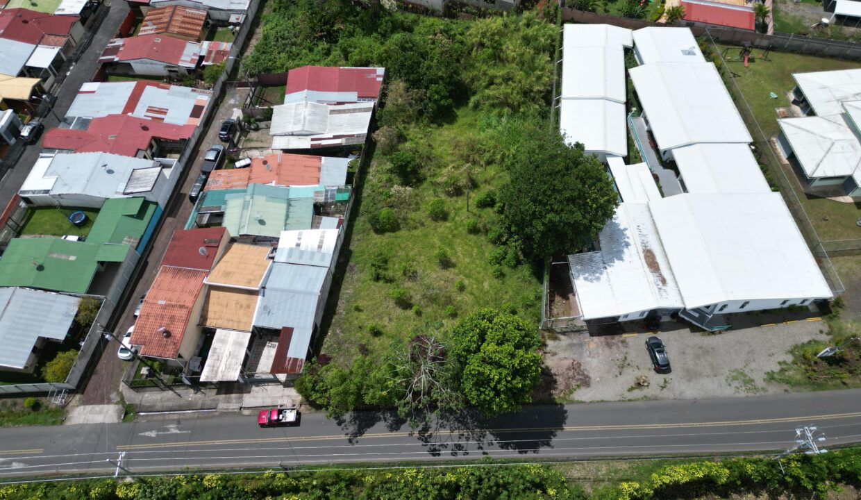 WhatsApp Image 2026-04-22 at 09.41.58 (1)