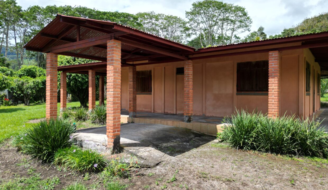 WhatsApp Image 2026-04-22 at 09.42.07