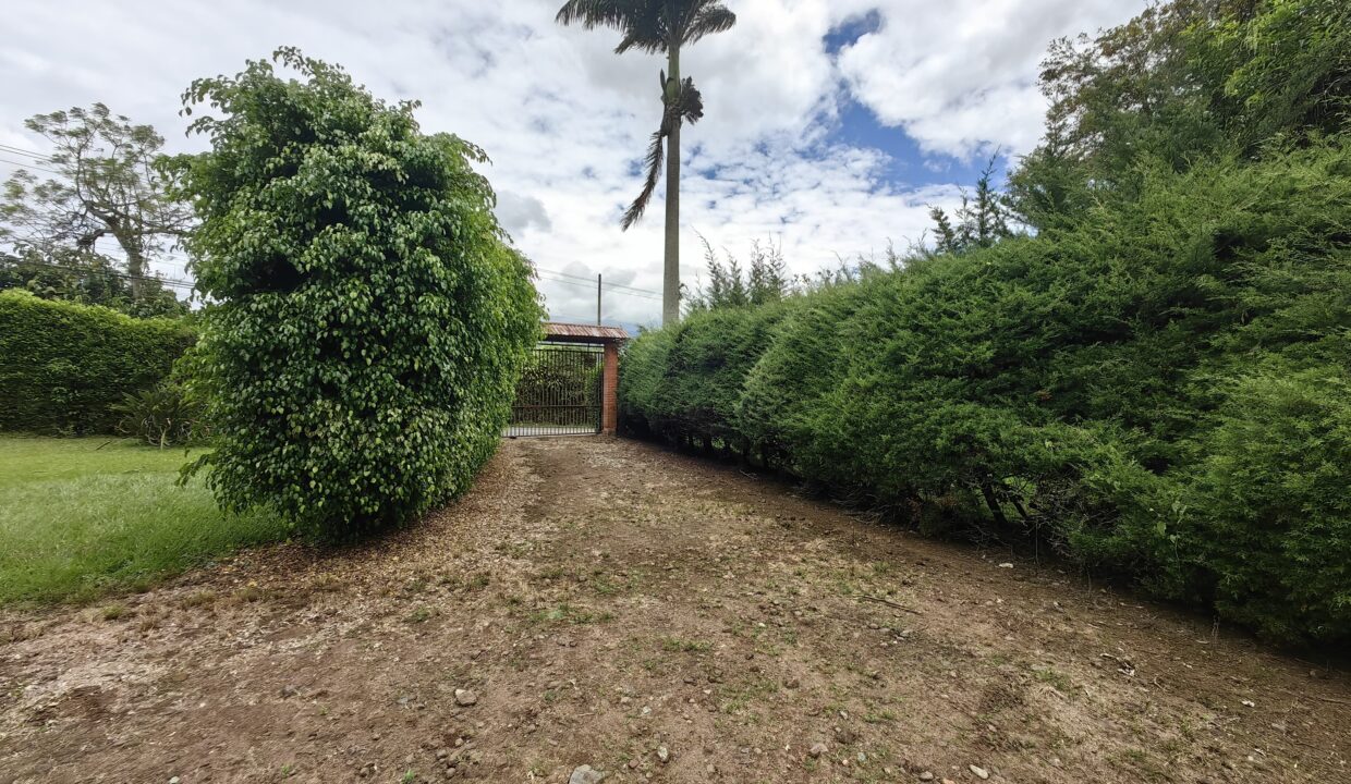 WhatsApp Image 2026-04-22 at 10.00.27 (3)